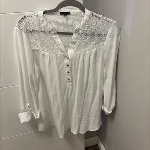 Ava & Grace Women’s White Lace 3-4 Sleeve Top Size L
